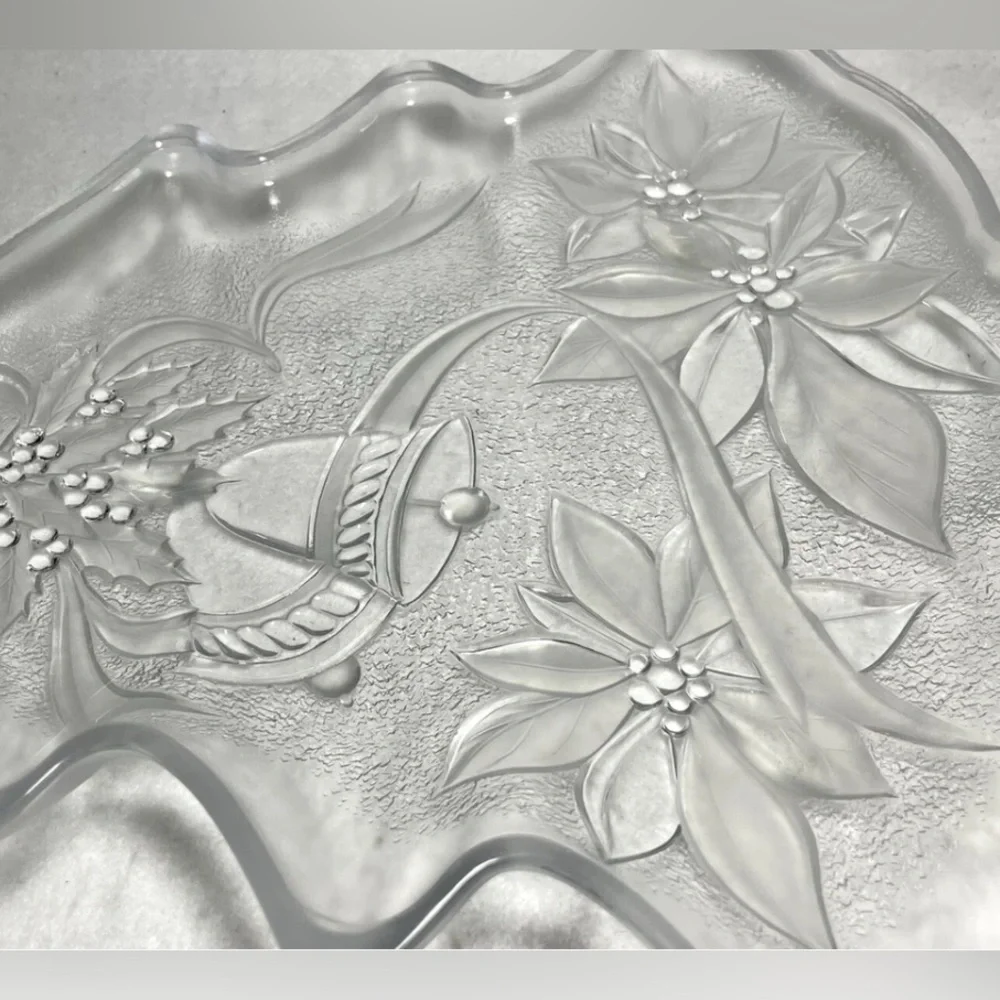 New‎ in Box, Mikasa Crystal Christmas  Tidbit platter Heavy,Clear 13.5” Vintage